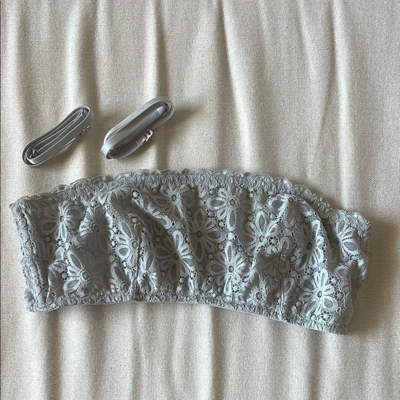 PINK Victoria's Secret Gray Lace Bralette - Picture 1 of 6